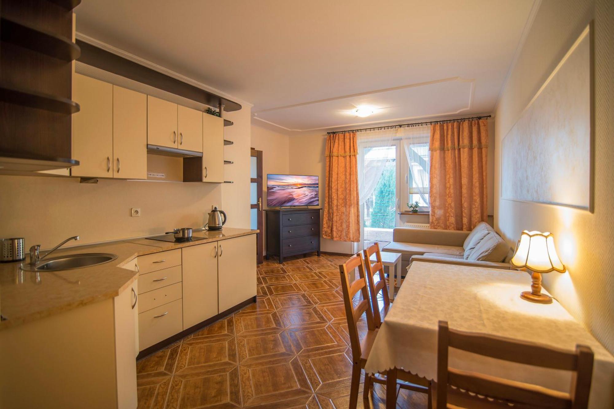 Pionow Rodzinne Apartamenty Urocza 10 Krynica Morska Exterior foto
