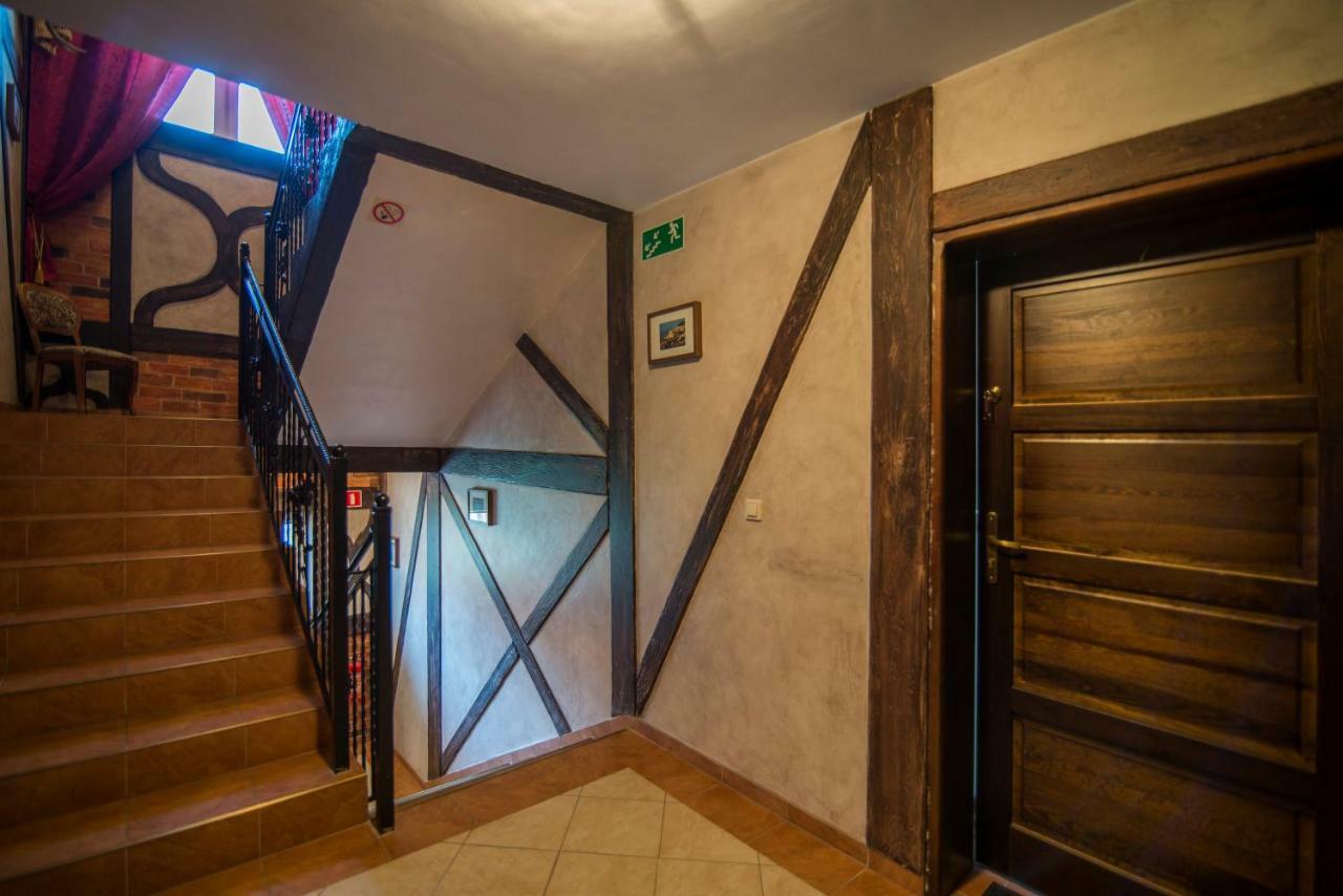 Pionow Rodzinne Apartamenty Urocza 10 Krynica Morska Exterior foto