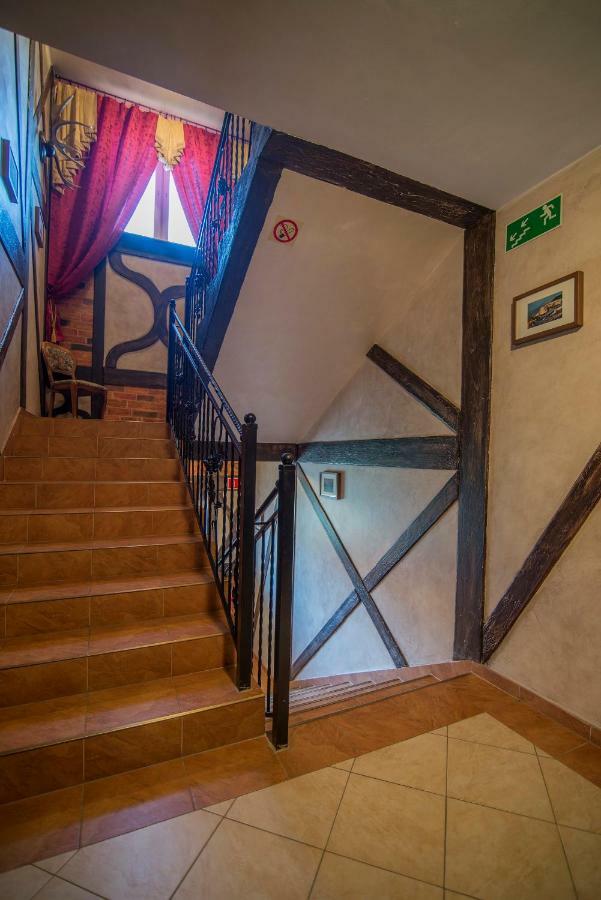 Pionow Rodzinne Apartamenty Urocza 10 Krynica Morska Exterior foto