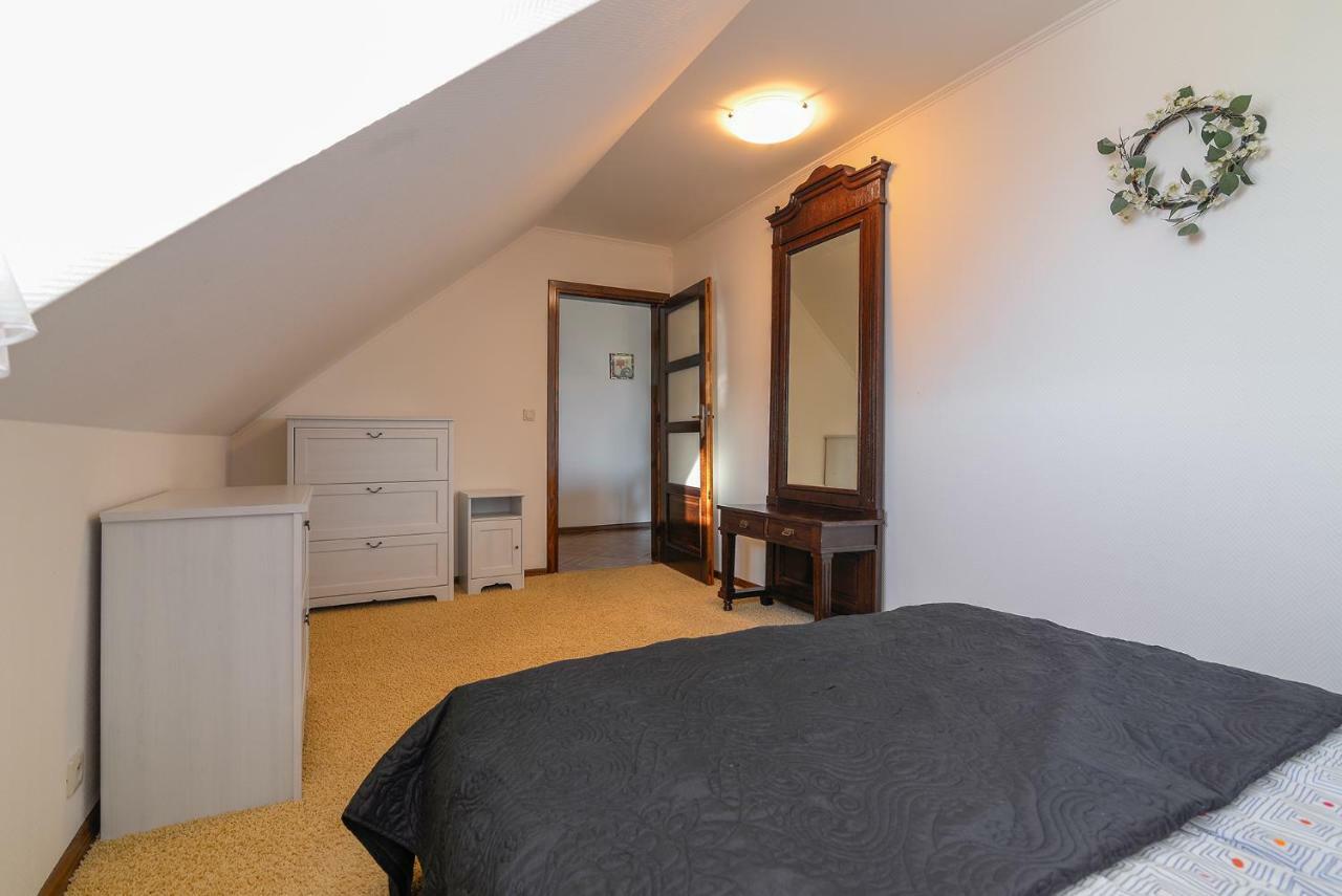 Pionow Rodzinne Apartamenty Urocza 10 Krynica Morska Exterior foto