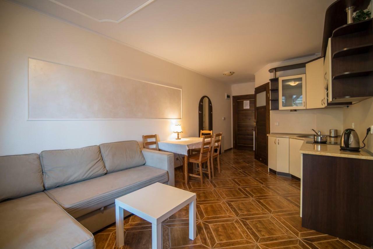 Pionow Rodzinne Apartamenty Urocza 10 Krynica Morska Exterior foto