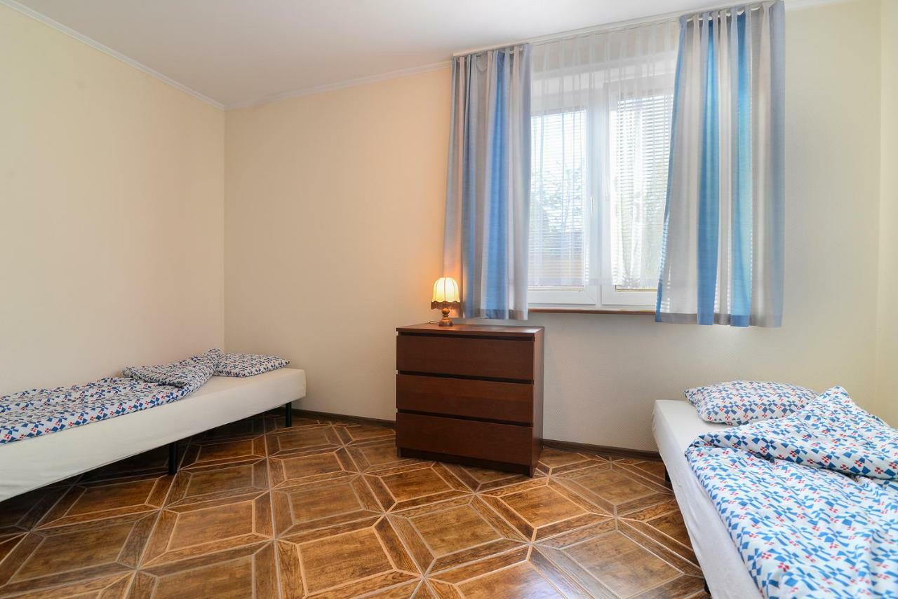 Pionow Rodzinne Apartamenty Urocza 10 Krynica Morska Exterior foto