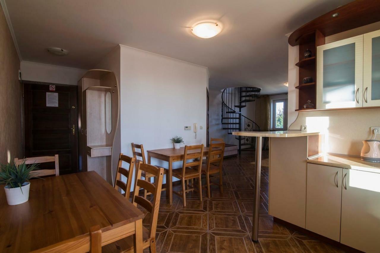 Pionow Rodzinne Apartamenty Urocza 10 Krynica Morska Exterior foto